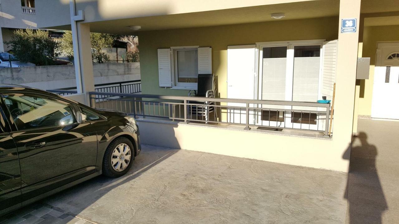 Arena Apartment 5-Stars Premium-Accommodation Макарска Екстериор снимка