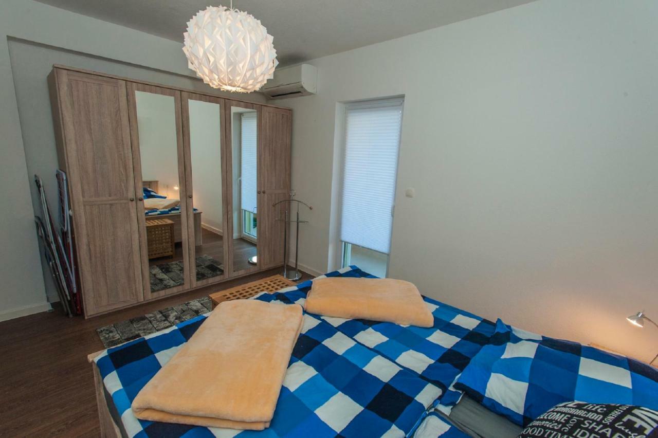 Arena Apartment 5-Stars Premium-Accommodation Макарска Екстериор снимка