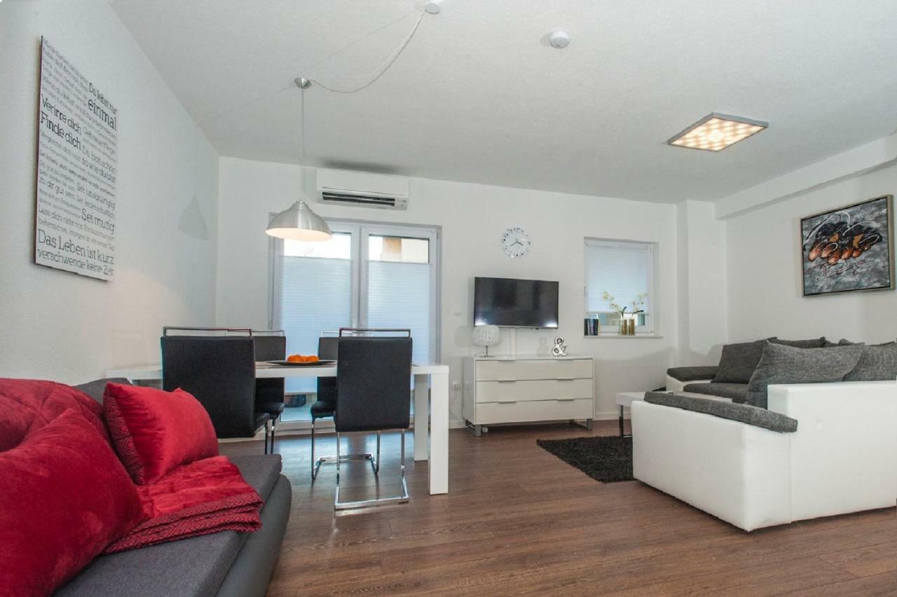Arena Apartment 5-Stars Premium-Accommodation Макарска Екстериор снимка